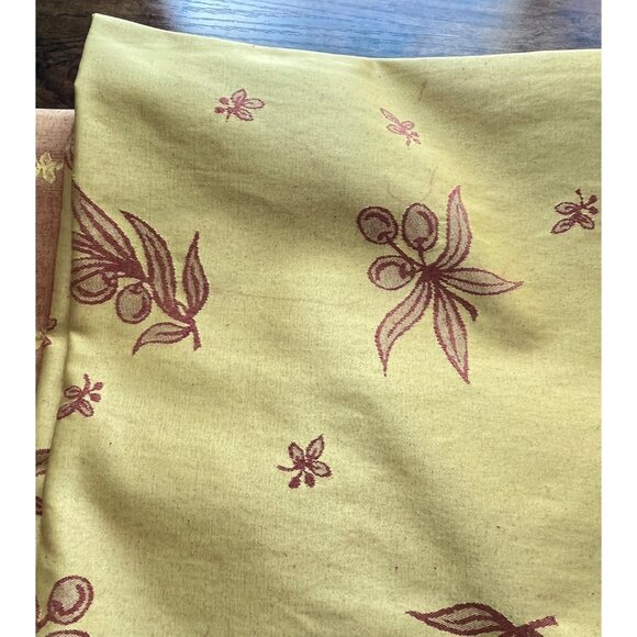 French Jacquard Tablecloth Les Tissages Du Soleil Floral Table Linen 63 x 79 - Picture 10 of 12